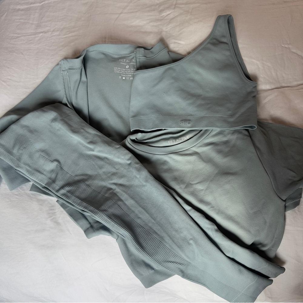 4 Piece Set Active Sculptflex Sz S Rain Pale Blue… - image 1